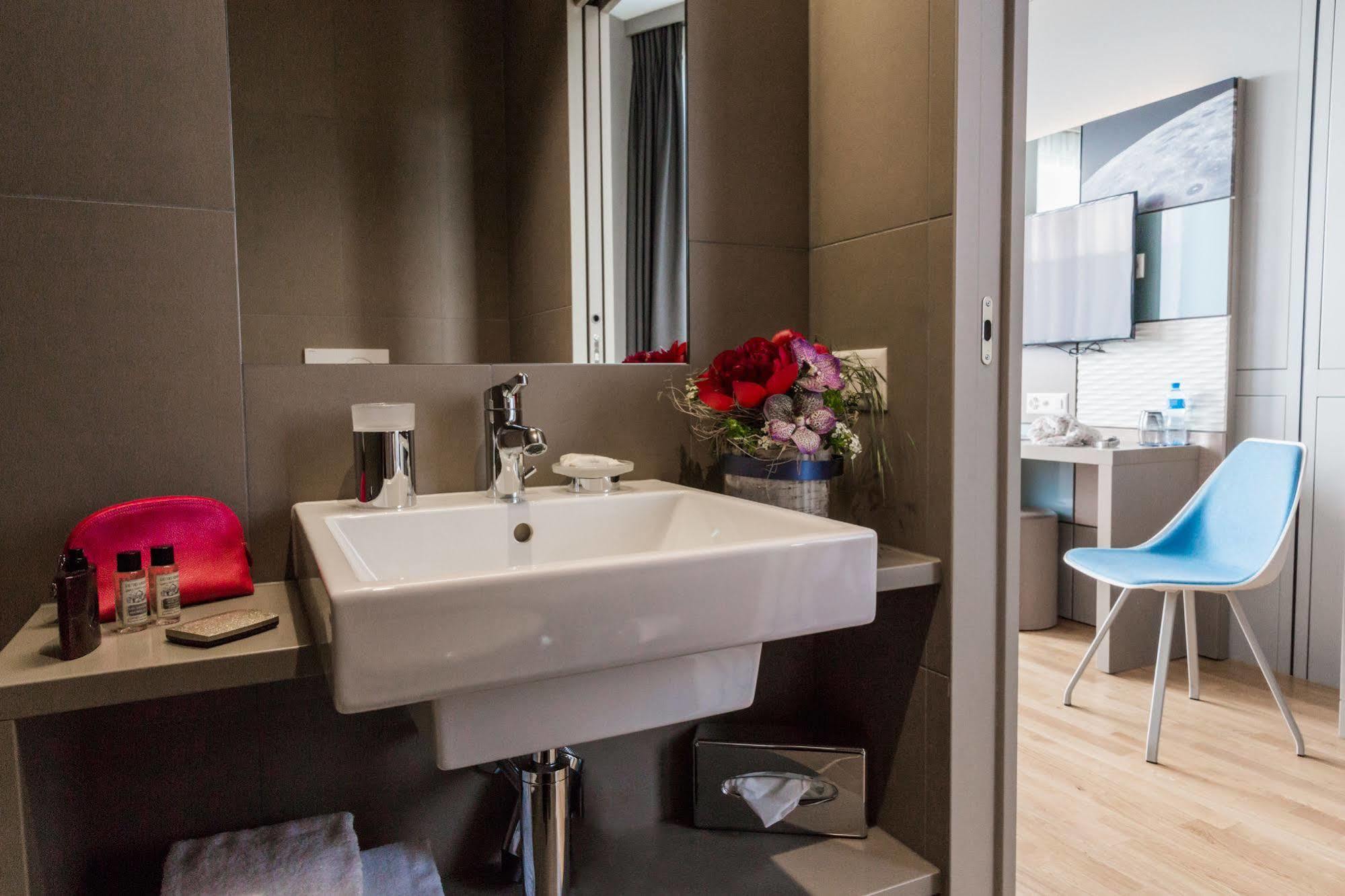 Discovery Hotel 3* Superior Crissier Kültér fotó